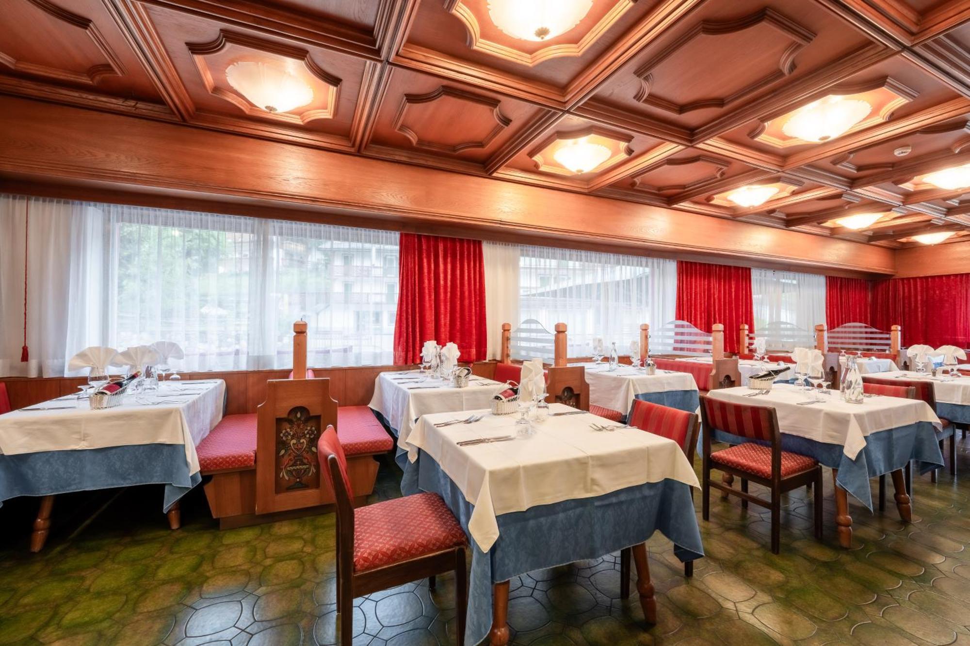 Hotel Grohmann Campitello di Fassa Buitenkant foto